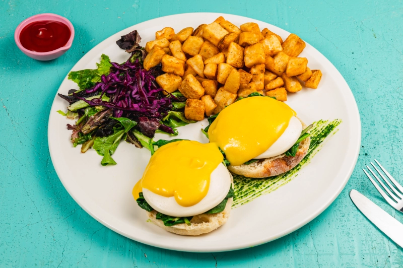 VEGAN FLORENTINE EGGS BENNY